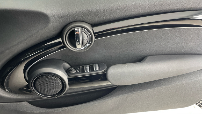 MINI Convertible 1.5 Cooper Classic Premium Plus 2dr Auto Petrol Convertible